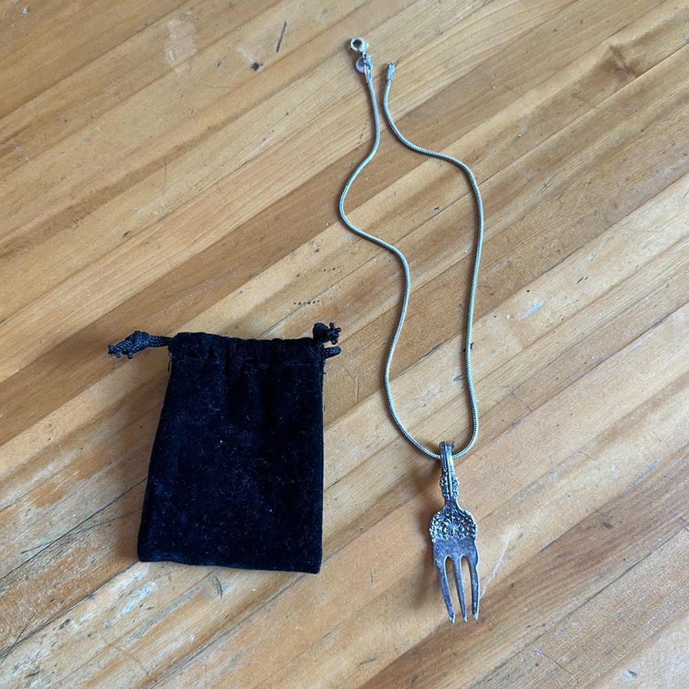 Vintage fork necklace in silver